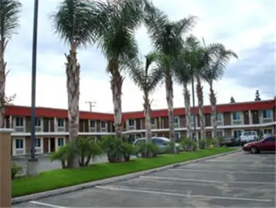 Ontario Inn & Suites 6